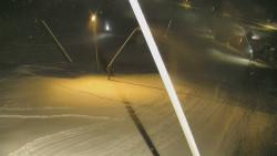 Spodní část sjezdovky skiareálu Karolinka