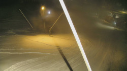 Spodní část sjezdovky skiareálu Karolinka