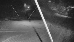 Spodní část sjezdovky skiareálu Karolinka