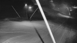 Spodní část sjezdovky skiareálu Karolinka