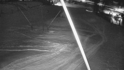 Spodní část sjezdovky skiareálu Karolinka