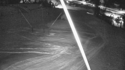 Spodní část sjezdovky skiareálu Karolinka