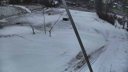 Spodní část sjezdovky skiareálu Karolinka