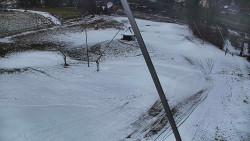 Spodní část sjezdovky skiareálu Karolinka