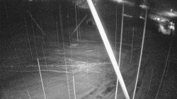 Spodní část sjezdovky skiareálu Karolinka