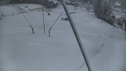 Spodní část sjezdovky skiareálu Karolinka