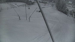 Spodní část sjezdovky skiareálu Karolinka