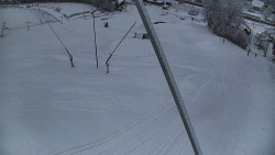 Spodní část sjezdovky skiareálu Karolinka