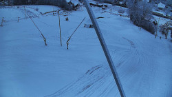 Spodní část sjezdovky skiareálu Karolinka