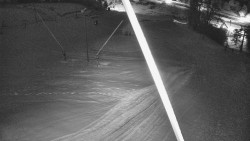 Spodní část sjezdovky skiareálu Karolinka