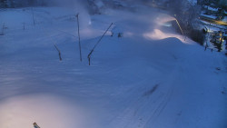 Spodní část sjezdovky skiareálu Karolinka