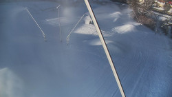 Spodní část sjezdovky skiareálu Karolinka