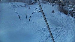 Spodní část sjezdovky skiareálu Karolinka