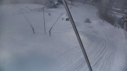 Spodní část sjezdovky skiareálu Karolinka