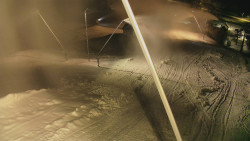 Spodní část sjezdovky skiareálu Karolinka