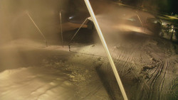 Spodní část sjezdovky skiareálu Karolinka