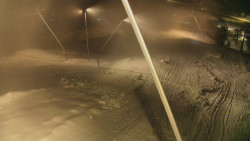 Spodní část sjezdovky skiareálu Karolinka