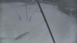 Spodní část sjezdovky skiareálu Karolinka