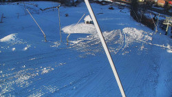 Spodní část sjezdovky skiareálu Karolinka