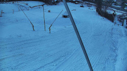 Spodní část sjezdovky skiareálu Karolinka