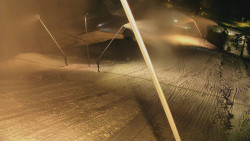 Spodní část sjezdovky skiareálu Karolinka