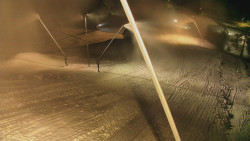 Spodní část sjezdovky skiareálu Karolinka