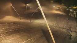 Spodní část sjezdovky skiareálu Karolinka