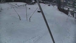 Spodní část sjezdovky skiareálu Karolinka