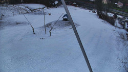 Spodní část sjezdovky skiareálu Karolinka