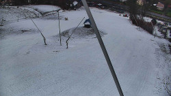 Spodní část sjezdovky skiareálu Karolinka