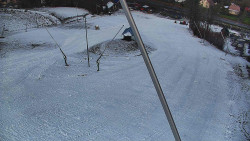 Spodní část sjezdovky skiareálu Karolinka