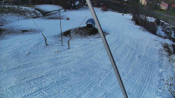 Spodní část sjezdovky skiareálu Karolinka