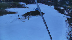 Spodní část sjezdovky skiareálu Karolinka