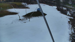 Spodní část sjezdovky skiareálu Karolinka