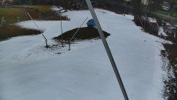 Spodní část sjezdovky skiareálu Karolinka