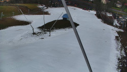 Spodní část sjezdovky skiareálu Karolinka