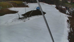 Spodní část sjezdovky skiareálu Karolinka