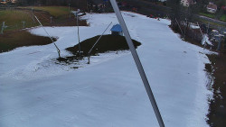 Spodní část sjezdovky skiareálu Karolinka