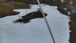 Spodní část sjezdovky skiareálu Karolinka