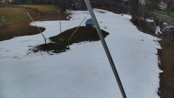 Spodní část sjezdovky skiareálu Karolinka