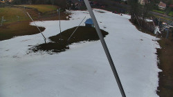 Spodní část sjezdovky skiareálu Karolinka