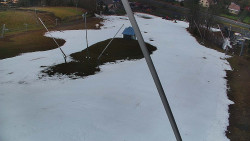 Spodní část sjezdovky skiareálu Karolinka