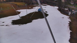 Spodní část sjezdovky skiareálu Karolinka