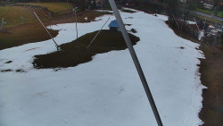 Spodní část sjezdovky skiareálu Karolinka