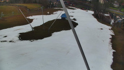 Spodní část sjezdovky skiareálu Karolinka