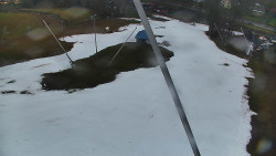 Spodní část sjezdovky skiareálu Karolinka