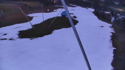 Spodní část sjezdovky skiareálu Karolinka