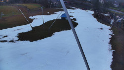 Spodní část sjezdovky skiareálu Karolinka