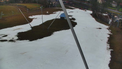 Spodní část sjezdovky skiareálu Karolinka