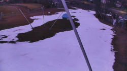 Spodní část sjezdovky skiareálu Karolinka